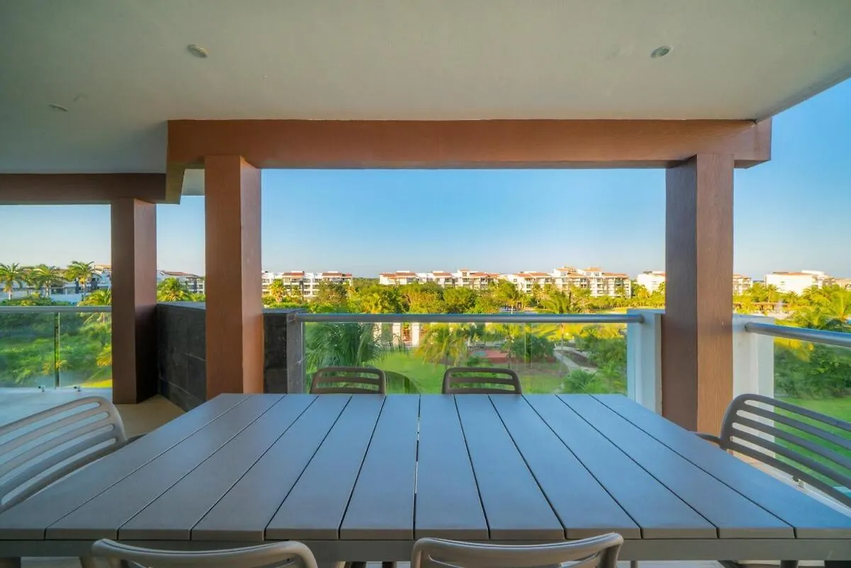 Luxury Ocean View Private Jacuzzi Mareazul Apartment Playa del Carmen